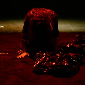 Fotografía de Entre todos la mataron y ella sola se murió - Estigma Teatro