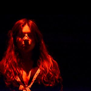 Fotografía de Entre todos la mataron y ella sola se murió - Estigma Teatro