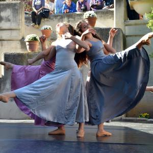 Fotografía de Música y danza en el Cementerio - Conservatorio de Danza