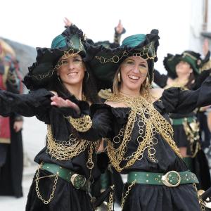Fotografía de Desfiles de Moros y Cristianos en Cúllar - Comparsas de moros y cristianos de Cúllar