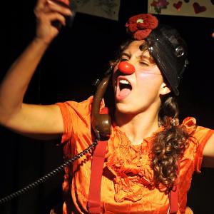 Fotografía de El gran viaje de los trovadores clownnómadas - Los Estupendos Estúpidos