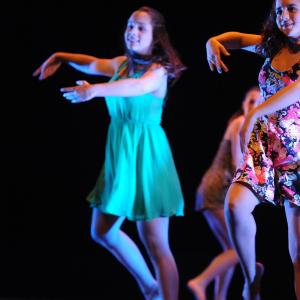 Fotografía de Conservatorio de Danza. Talleres Danza Contemporánea - Conservatorio de Danza