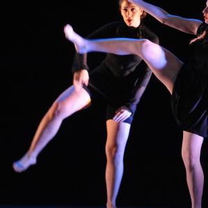 Fotografía de Conservatorio de Danza. Talleres Danza Contemporánea - Conservatorio de Danza