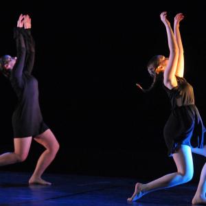 Fotografía de Conservatorio de Danza. Talleres Danza Contemporánea - Conservatorio de Danza