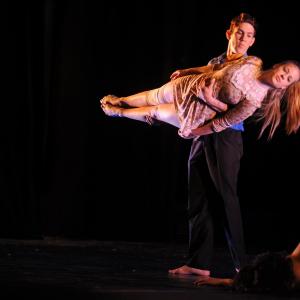 Fotografía de Conservatorio de Danza. Talleres Danza Contemporánea - Conservatorio de Danza