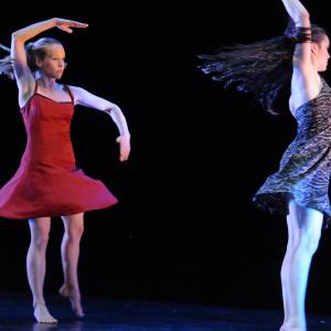 Fotografía de Conservatorio de Danza. Talleres Danza Contemporánea - Conservatorio de Danza