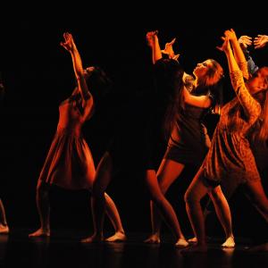 Fotografía de Conservatorio de Danza. Talleres Danza Contemporánea - Conservatorio de Danza
