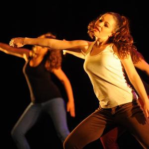 Fotografía de Conservatorio de Danza. Talleres Danza Contemporánea - Conservatorio de Danza