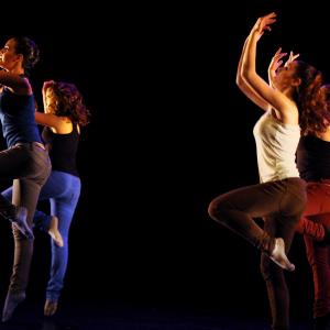 Fotografía de Conservatorio de Danza. Talleres Danza Contemporánea - Conservatorio de Danza