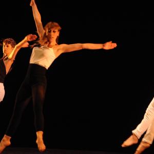 Fotografía de Conservatorio de Danza. Talleres Danza Contemporánea - Conservatorio de Danza