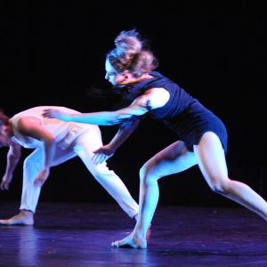 Fotografía de Conservatorio de Danza. Talleres Danza Contemporánea - Conservatorio de Danza