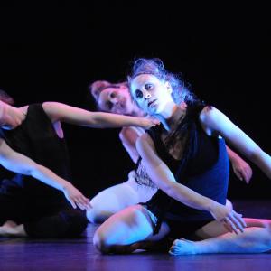 Fotografía de Conservatorio de Danza. Talleres Danza Contemporánea - Conservatorio de Danza
