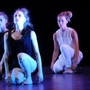 Fotografía de Conservatorio de Danza. Talleres Danza Contemporánea - Conservatorio de Danza