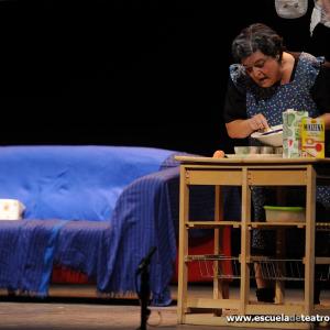 Fotografía de Escuela de Teatro de Granada: Esperando la carroza - Escuela de Teatro de Granada