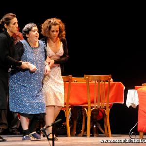 Fotografía de Escuela de Teatro de Granada: Esperando la carroza - Escuela de Teatro de Granada