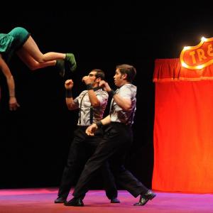 Fotografía de Tresperté Circo: Aquí sobra uno - Tresperté Circo danza