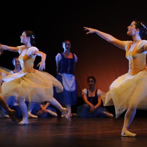 Fotografía de Talleres de Danza Clásica - Conservatorio de Danza
