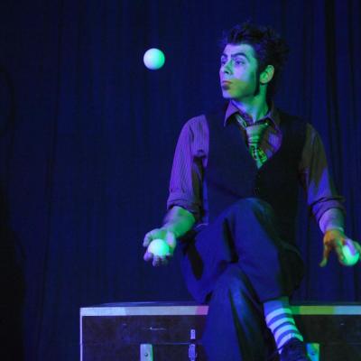 Fotografía de Cabaret 'KHRONOS' en  Estreyarte  - Estreyarte