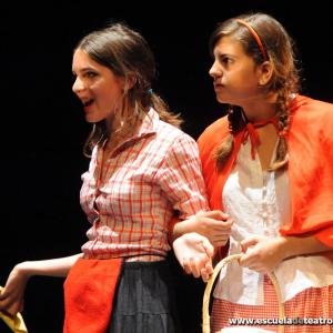 Fotografía de Escuela de Teatro de Granada: Cenicienta, o casi - Escuela de Teatro de Granada