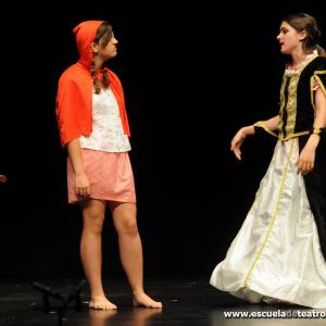 Fotografía de Escuela de Teatro de Granada: Cenicienta, o casi - Escuela de Teatro de Granada