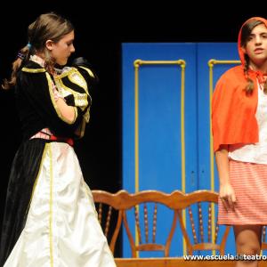 Fotografía de Escuela de Teatro de Granada: Cenicienta, o casi - Escuela de Teatro de Granada