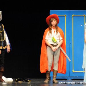 Fotografía de Escuela de Teatro de Granada: Cenicienta, o casi - Escuela de Teatro de Granada