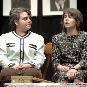 Fotografía de Escuela de Teatro de Granada: Maribel y la extraña familia - Escuela de Teatro de Granada