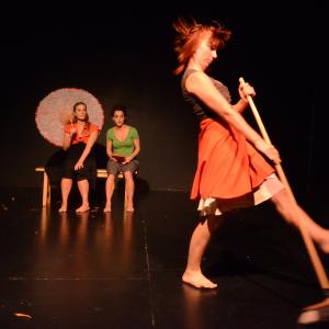 Fotografía de Dakipayá: <i>Le bal des 3 petites tetes</i> - 