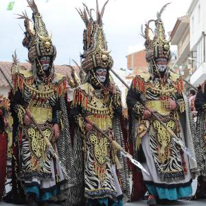 Fotografía de Desfiles de Moros y Cristianos (galería 2) - Comparsas de moros y cristianos de Cúllar