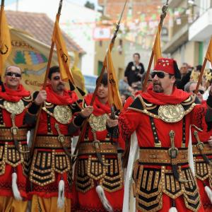 Fotografía de Desfiles de Moros y Cristianos (galería 2) - Comparsas de moros y cristianos de Cúllar