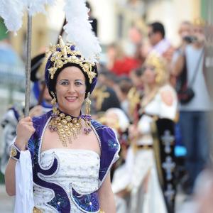 Fotografía de Desfiles de Moros y Cristianos (galería 2) - Comparsas de moros y cristianos de Cúllar