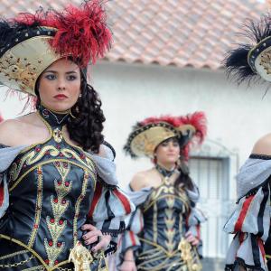 Fotografía de Desfiles de Moros y Cristianos (galería 2) - Comparsas de moros y cristianos de Cúllar