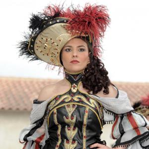 Fotografía de Desfiles de Moros y Cristianos (galería 2) - Comparsas de moros y cristianos de Cúllar