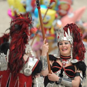 Fotografía de Desfiles de Moros y Cristianos (galería 2) - Comparsas de moros y cristianos de Cúllar