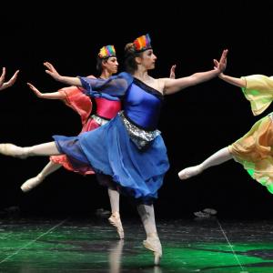Fotografía de Asociación Tiempo Presente: Arcoiris de estilos - Grupo de Danza Tiempo Presente