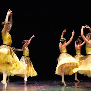 Fotografía de Asociación Tiempo Presente: Arcoiris de estilos - Grupo de Danza Tiempo Presente