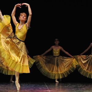 Fotografía de Asociación Tiempo Presente: Arcoiris de estilos - Grupo de Danza Tiempo Presente