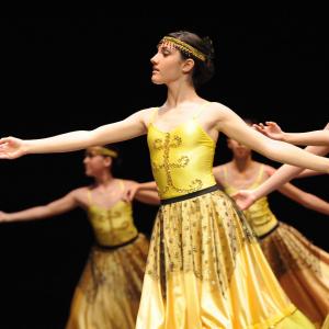 Fotografía de Asociación Tiempo Presente: Arcoiris de estilos - Grupo de Danza Tiempo Presente