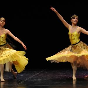 Fotografía de Asociación Tiempo Presente: Arcoiris de estilos - Grupo de Danza Tiempo Presente