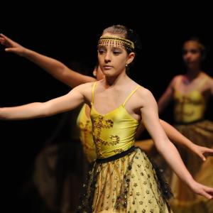 Fotografía de Asociación Tiempo Presente: Arcoiris de estilos - Grupo de Danza Tiempo Presente