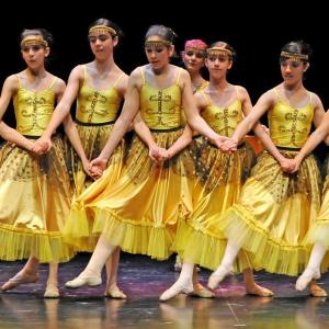 Fotografía de Asociación Tiempo Presente: Arcoiris de estilos - Grupo de Danza Tiempo Presente