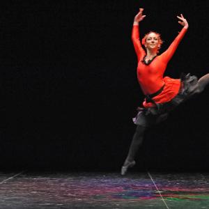 Fotografía de Asociación Tiempo Presente: Arcoiris de estilos - Grupo de Danza Tiempo Presente