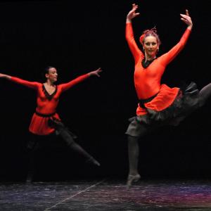 Fotografía de Asociación Tiempo Presente: Arcoiris de estilos - Grupo de Danza Tiempo Presente