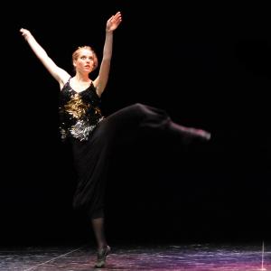 Fotografía de Asociación Tiempo Presente: Arcoiris de estilos - Grupo de Danza Tiempo Presente