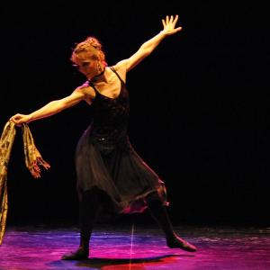 Fotografía de Asociación Tiempo Presente: Arcoiris de estilos - Grupo de Danza Tiempo Presente