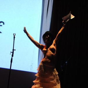 Fotografía de III festival internacional de Teatro Universitario: Zwölf - Aula de teatro de la UGR