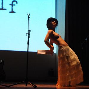 Fotografía de III festival internacional de Teatro Universitario: Zwölf - Aula de teatro de la UGR