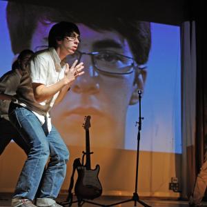 Fotografía de III festival internacional de Teatro Universitario: Zwölf - Aula de teatro de la UGR