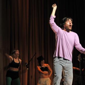 Fotografía de III festival internacional de Teatro Universitario: Zwölf - Aula de teatro de la UGR