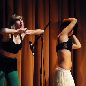 Fotografía de III festival internacional de Teatro Universitario: Zwölf - Aula de teatro de la UGR